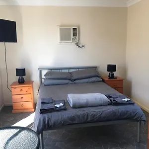 Hotel Australian, Winton